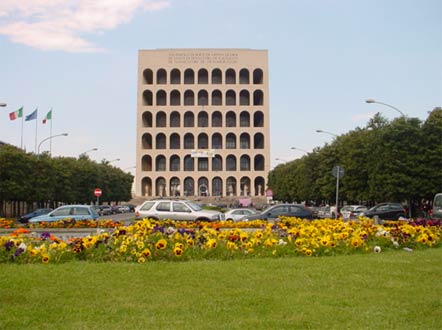 Il Palazzo della Civilt italiana, sede di mostre e ludoteca